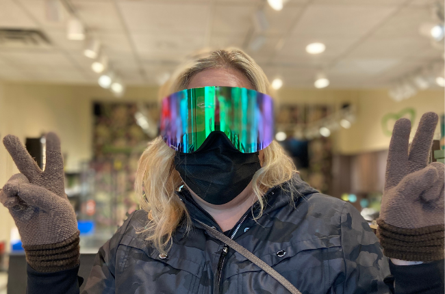 Do People Wear Sunglasses In The Winter? – SOJOS